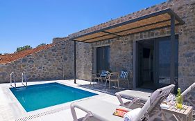 Varkotopi Villas